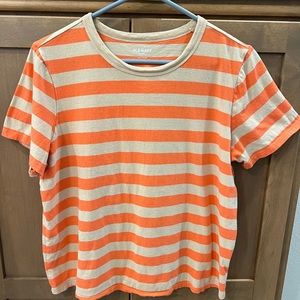 Set of Old Navy casual t-shirts. Size large.
